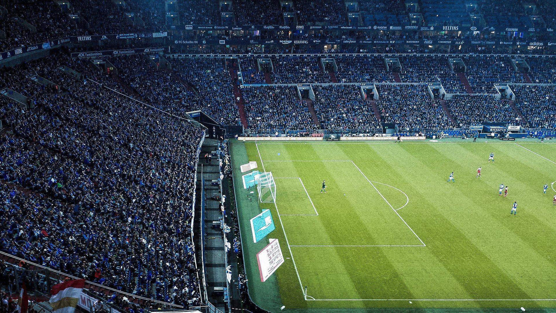 法甲迎来历史性巴黎德比，巴黎圣日耳曼主场对阵巴黎FC